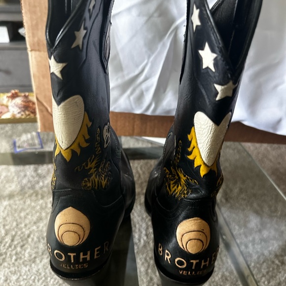 YIN YANG DOODLE BOOTS - Brother Vellies - Picture 7 of 8